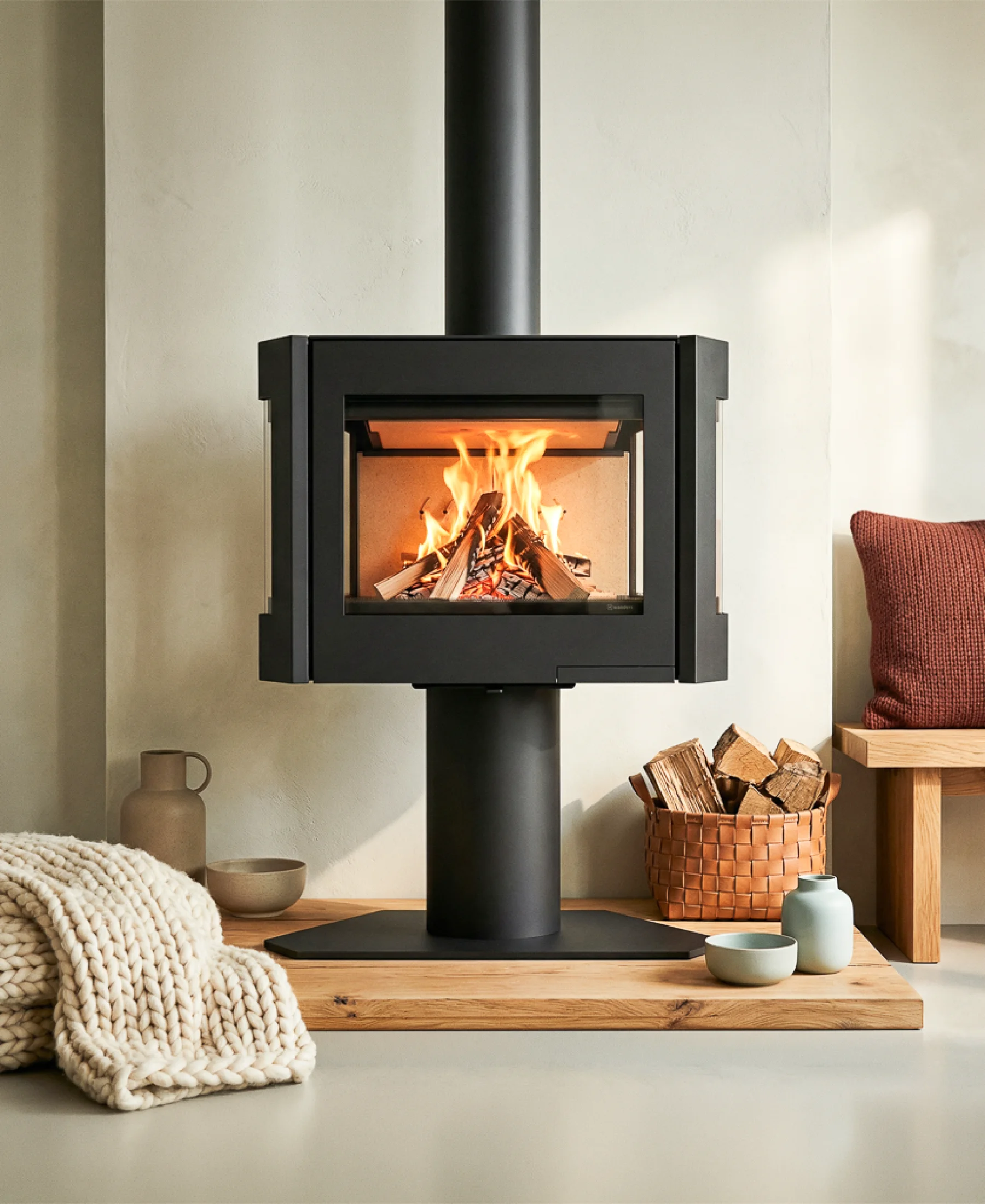 Steel Fire Black Sapphire Round Base Nurtaş Şömine şömine haznesi